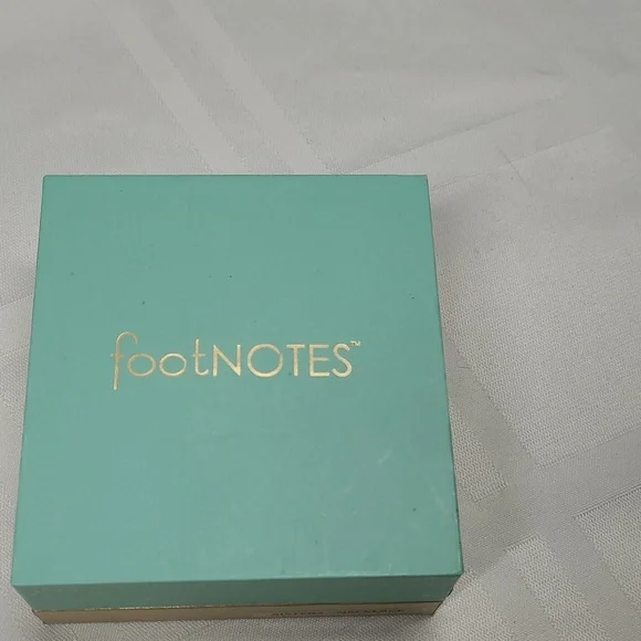 FootNotes Sterling Silver Sisters Always Necklace - Picture 4 of 7